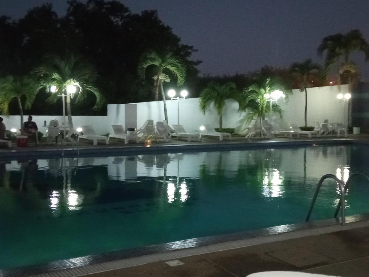 Airport Bleusuite Apartment Catia La Mar Exterior photo